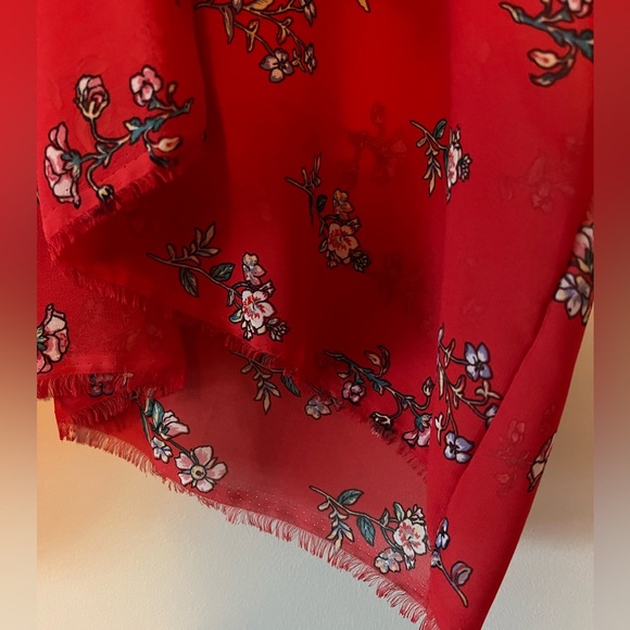 Red Floral Draped Kimono-Style Cardigan - Picture 4 of 4